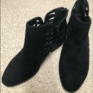 Vince Camuto Black strap booties size 5